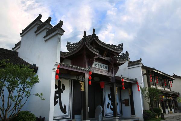学生可以谈恋爱吗-专业的红迪网平台